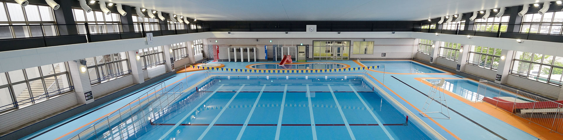 温水プールの施設