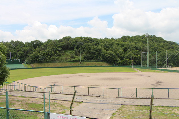 桜ヶ丘野球場