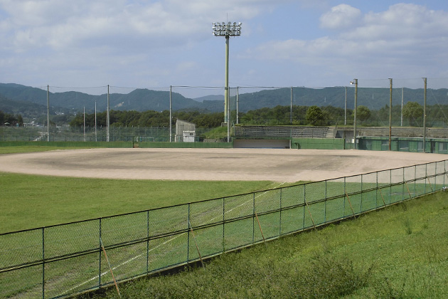 桜ヶ丘野球場